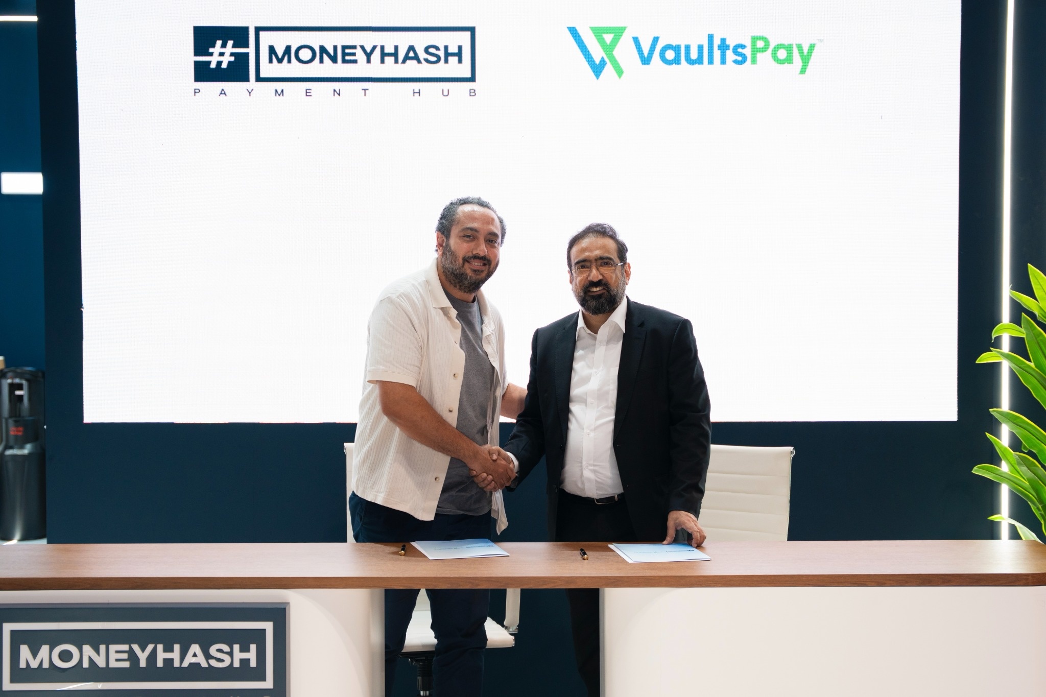 VaultsPay and MoneyHash Bring UAE Payment Capabilities Into a Unified Orchestration Layer